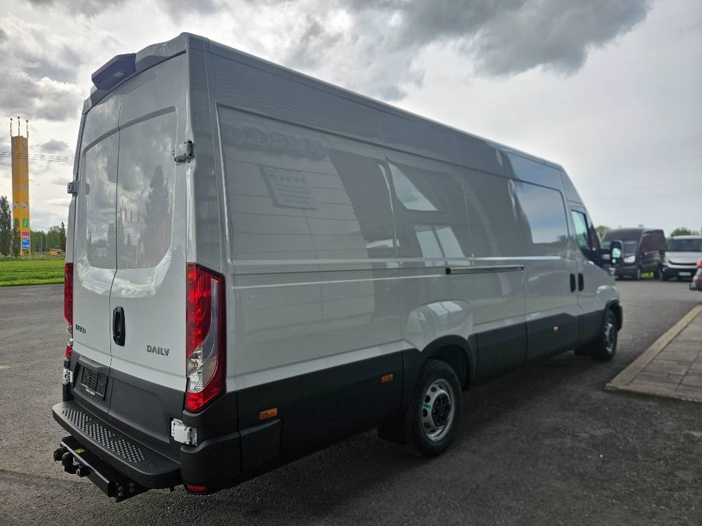 Iveco Daily 35S16A8 - Furgón: foto 3 Iveco Daily 35S16A8 - Furgón: foto 3