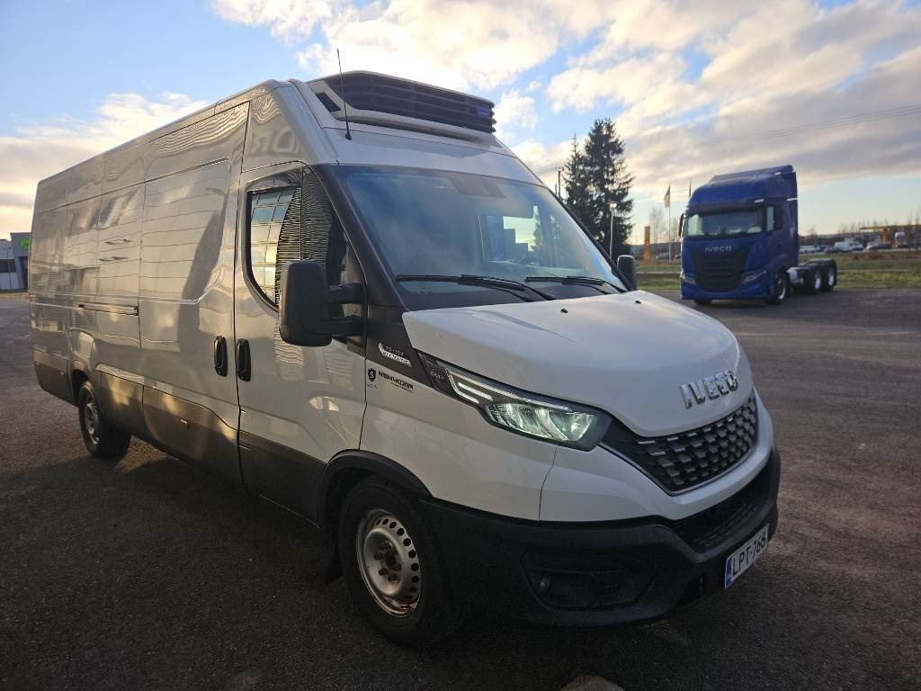 Iveco Daily 35S16A8 kylmäkone  - Furgoneta frigorifica: foto 2 Iveco Daily 35S16A8 kylmäkone  - Furgoneta frigorifica: foto 2