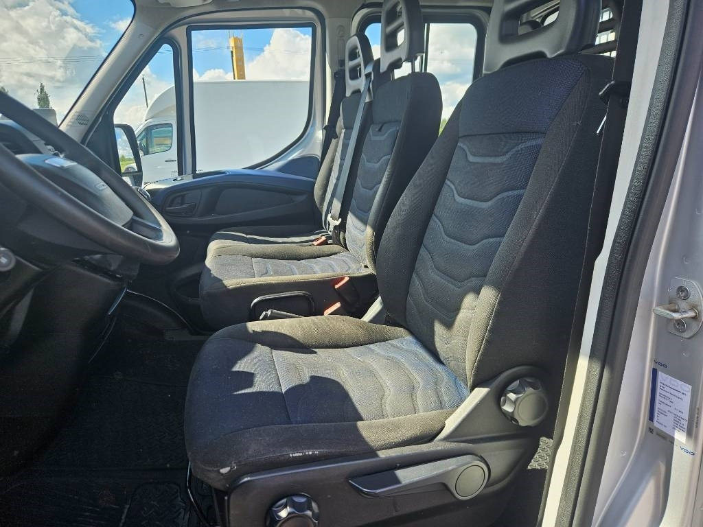 Leasing para Iveco Daily 35S18, 7hlö kevyt ka  Iveco Daily 35S18, 7hlö kevyt ka: foto 15