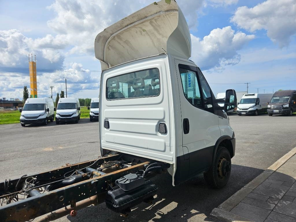 Iveco Daily 70C17 - Furgoneta caja cerrada: foto 3 Iveco Daily 70C17 - Furgoneta caja cerrada: foto 3