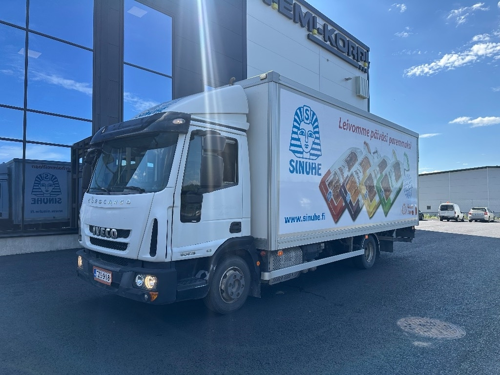 Iveco Eurocargo 80E19 - Camión caja cerrada: foto 1 Iveco Eurocargo 80E19 - Camión caja cerrada: foto 1