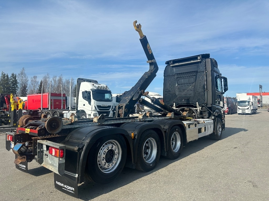 Mercedes-Benz Actros 3563  - Camión multibasculante: foto 5 Mercedes-Benz Actros 3563  - Camión multibasculante: foto 5