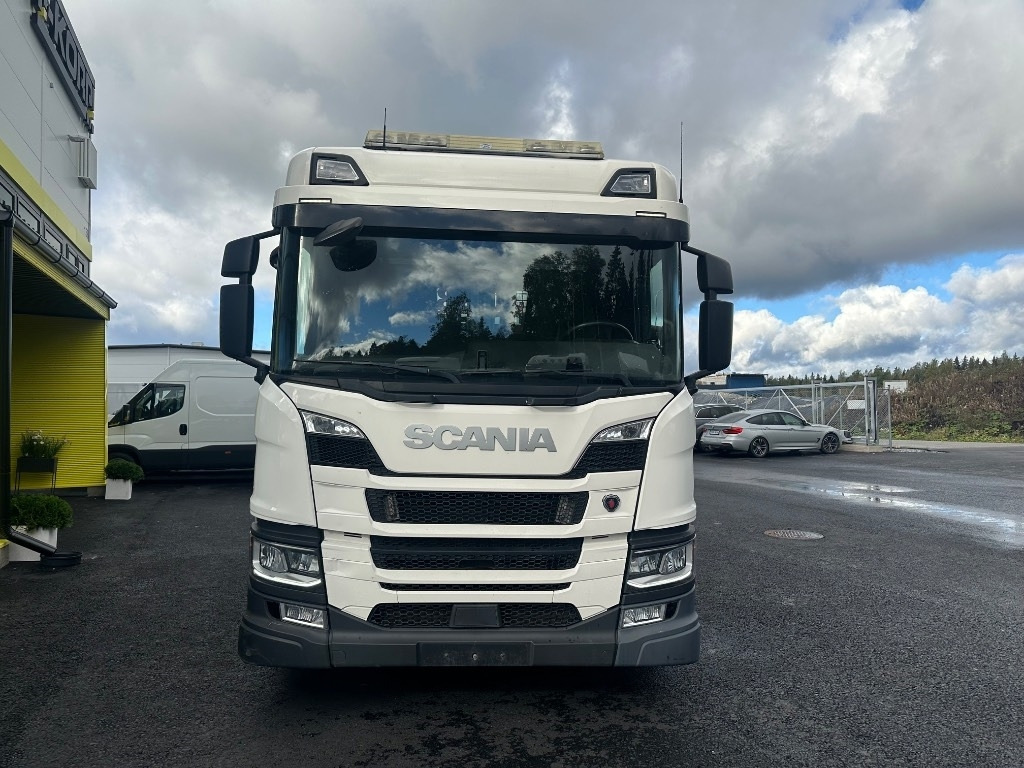 Scania P 370 6x2*4 - Camión multibasculante: foto 2 Scania P 370 6x2*4 - Camión multibasculante: foto 2