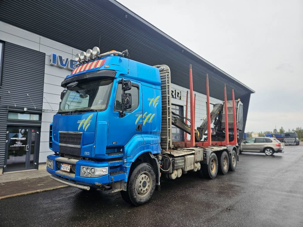 Sisu C600 8x4 kesla 2010  - Camión forestal: foto 1 Sisu C600 8x4 kesla 2010  - Camión forestal: foto 1