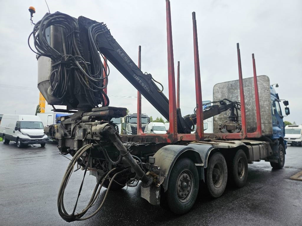 Sisu C600 8x4 kesla 2010  - Camión forestal: foto 3 Sisu C600 8x4 kesla 2010  - Camión forestal: foto 3