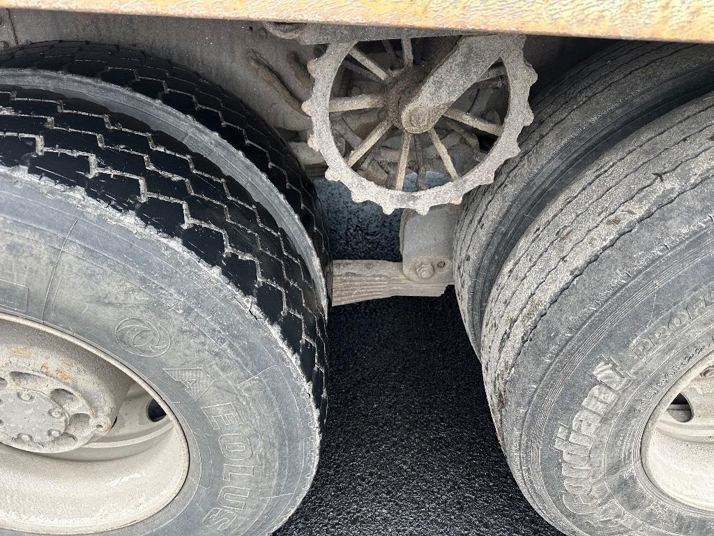 Volvo FH 12 420 8x2 + pv - Camión volquete: foto 5 Volvo FH 12 420 8x2 + pv - Camión volquete: foto 5