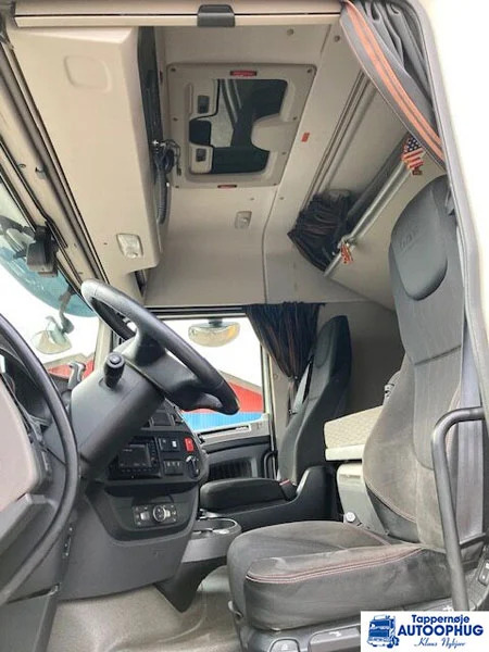 Cabeza tractora DAF XF530 6X2 Hydraulic: foto 7