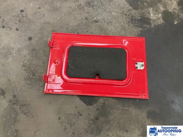 DAF Side låge – DAF 1311495 - Carrocería y exterior para Camión: foto 2 DAF Side låge – DAF 1311495 - Carrocería y exterior para Camión: foto 2