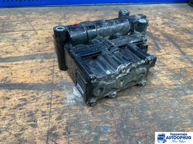 Scania Air suspension valve – Scania 1889796 - Sistema eléctrico para Camión: foto 3 Scania Air suspension valve – Scania 1889796 - Sistema eléctrico para Camión: foto 3