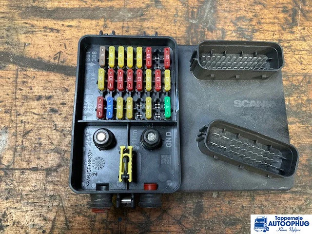 Scania Central electronic unit – Scania 2558273 - Sistema eléctrico para Camión: foto 1 Scania Central electronic unit – Scania 2558273 - Sistema eléctrico para Camión: foto 1