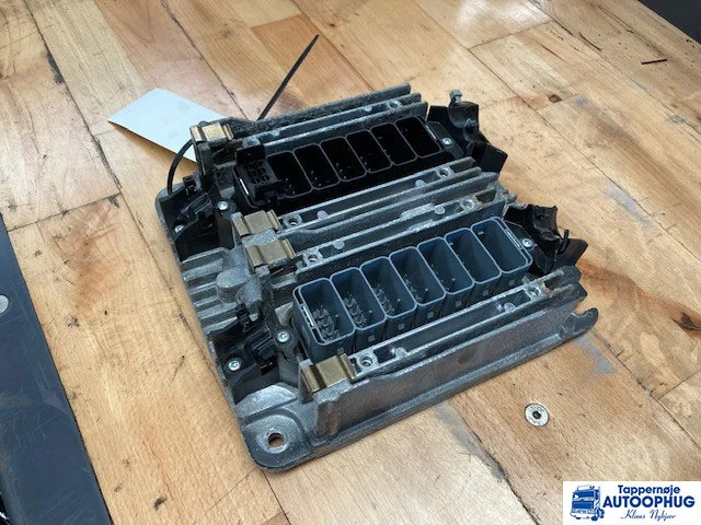 Scania ECU EMS – Scania 3086129 - Unidad de control para Camión: foto 3 Scania ECU EMS – Scania 3086129 - Unidad de control para Camión: foto 3