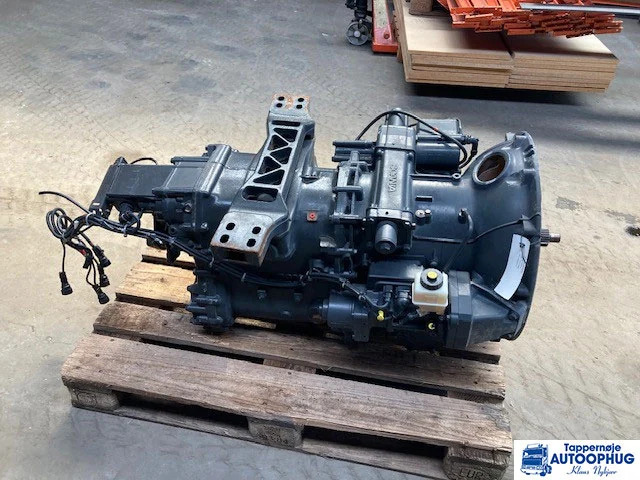 Scania GRS905 - Caja de cambios y piezas para Camión: foto 2 Scania GRS905 - Caja de cambios y piezas para Camión: foto 2