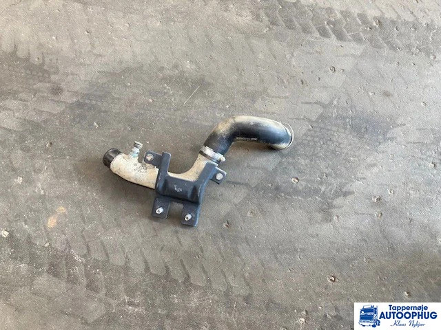 Scania Retarder rør – Scania 2018064 - Caja de cambios y piezas para Camión: foto 1 Scania Retarder rør – Scania 2018064 - Caja de cambios y piezas para Camión: foto 1