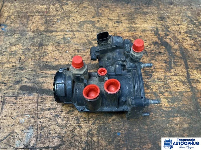 Scania Trailer control module – Scania 2199282 - Sistema eléctrico para Camión: foto 1 Scania Trailer control module – Scania 2199282 - Sistema eléctrico para Camión: foto 1