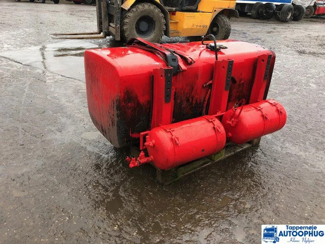 Scania brændstoftank 700L P/N: 1871192 / 1517309 - Depósito de combustible para Camión: foto 3 Scania brændstoftank 700L P/N: 1871192 / 1517309 - Depósito de combustible para Camión: foto 3