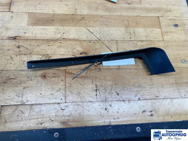 Scania spoiler forlænger RH – Scania 2300147 - Carrocería y exterior para Camión: foto 2 Scania spoiler forlænger RH – Scania 2300147 - Carrocería y exterior para Camión: foto 2