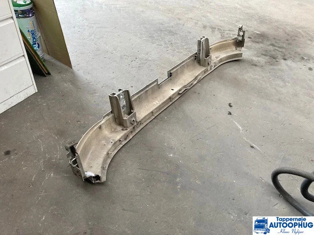 VOLVO FH/FM 4 kofanger ramme OEM:82907352 - Carrocería y exterior para Camión: foto 1 VOLVO FH/FM 4 kofanger ramme OEM:82907352 - Carrocería y exterior para Camión: foto 1