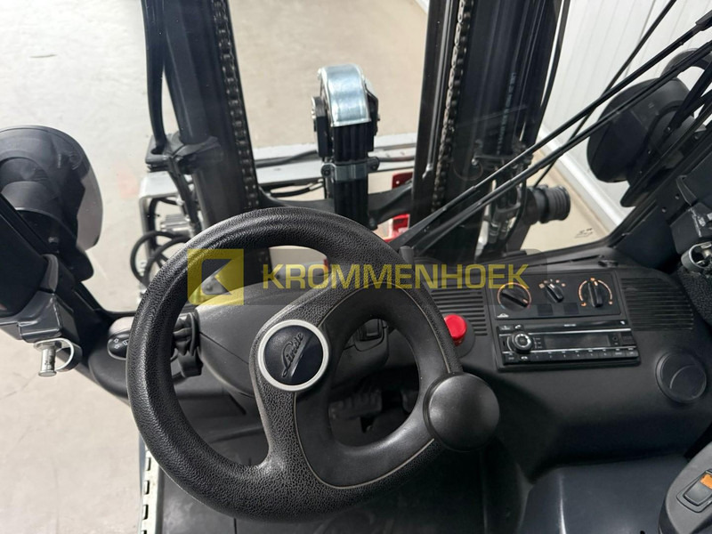 Carretilla elevadora eléctrica Linde E 12: foto 13 Carretilla elevadora eléctrica Linde E 12: foto 13