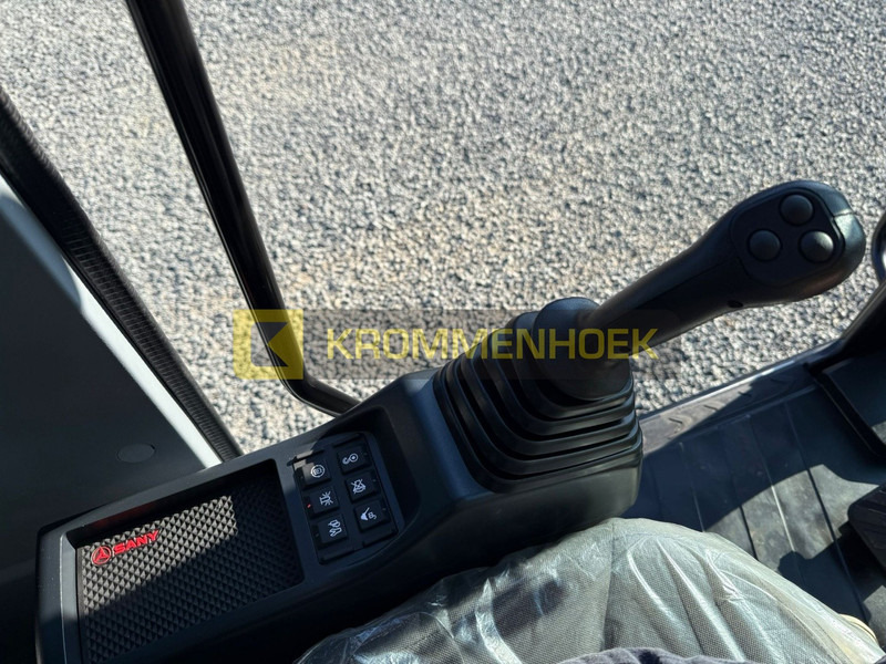 Excavadora de cadenas nuevo Sany SY 135 C: foto 18