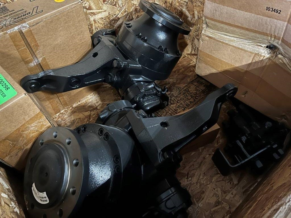 CNH Hydraulic drive - CNH - MG18 - Bastidor/ Chasis para Maquinaria agrícola: foto 3 CNH Hydraulic drive - CNH - MG18 - Bastidor/ Chasis para Maquinaria agrícola: foto 3