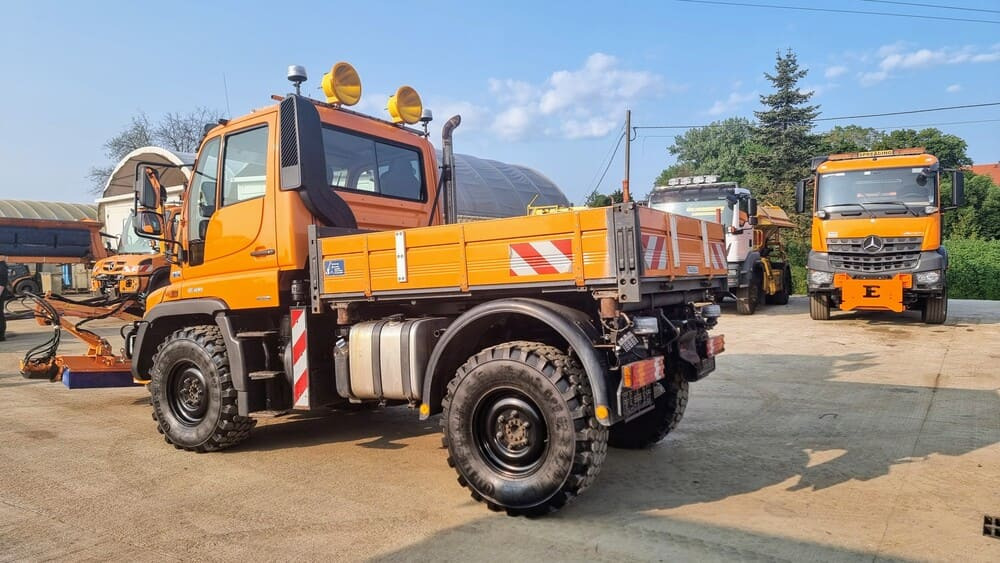 MERCEDES-BENZ Unimog U300 - Vehículo municipal: foto 5 MERCEDES-BENZ Unimog U300 - Vehículo municipal: foto 5