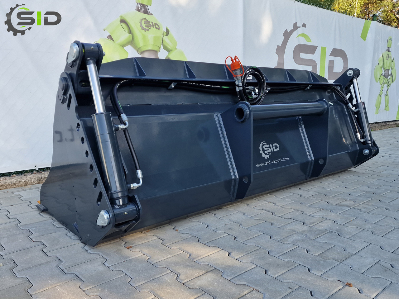 SID Klappschaufel 4in1 / Godet 4en1 multifonction / 4in1 multipurpose bucket 1,4 m - Cazo cargador para Maquinaria de construcción: foto 3 SID Klappschaufel 4in1 / Godet 4en1 multifonction / 4in1 multipurpose bucket 1,4 m - Cazo cargador para Maquinaria de construcción: foto 3