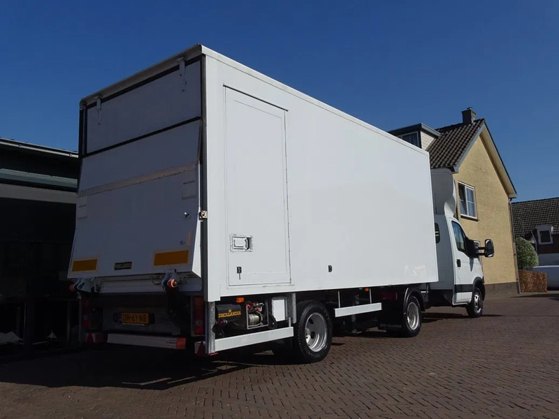 Iveco Daily 35C17 BE COMBINATIE PODIUM OPLEGGER 3800 KG LAADVERMOGEN LAADKLEP 1500 KG - Cabeza tractora: foto 5 Iveco Daily 35C17 BE COMBINATIE PODIUM OPLEGGER 3800 KG LAADVERMOGEN LAADKLEP 1500 KG - Cabeza tractora: foto 5
