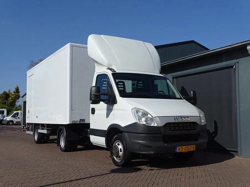 Iveco Daily 35C17 BE PODIUM OPLEGGER 3800 KG LBW 1.5 ton - Cabeza tractora: foto 1 Iveco Daily 35C17 BE PODIUM OPLEGGER 3800 KG LBW 1.5 ton - Cabeza tractora: foto 1