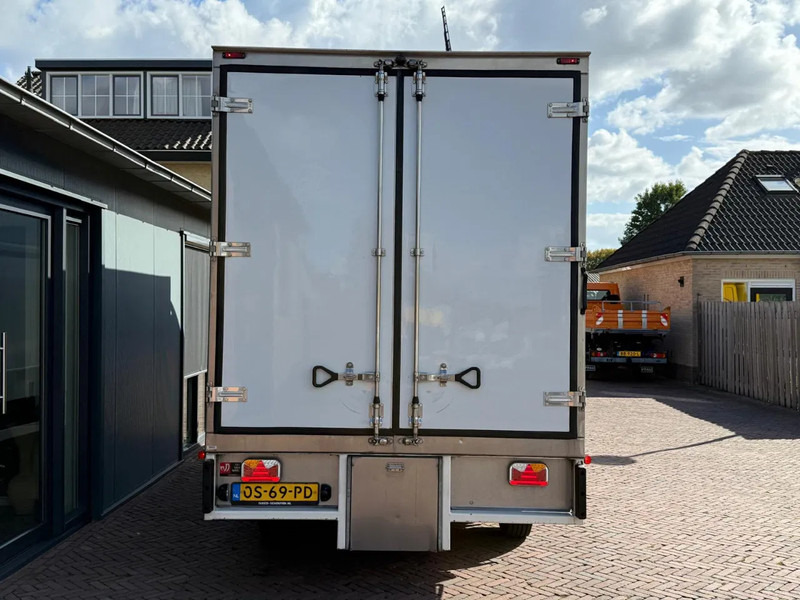 Iveco Daily 40C18 3.0 180PK Aut.Clixtar Koeler 2.6 ton Laadvm. BE License - Cabeza tractora: foto 4 Iveco Daily 40C18 3.0 180PK Aut.Clixtar Koeler 2.6 ton Laadvm. BE License - Cabeza tractora: foto 4