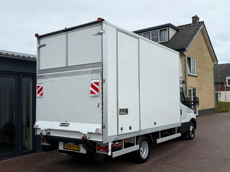 Iveco Daily 35C17 Automaat Cam Dhol. laadk Trekha. 3 zits Airco Navi - Furgoneta caja cerrada: foto 3 Iveco Daily 35C17 Automaat Cam Dhol. laadk Trekha. 3 zits Airco Navi - Furgoneta caja cerrada: foto 3