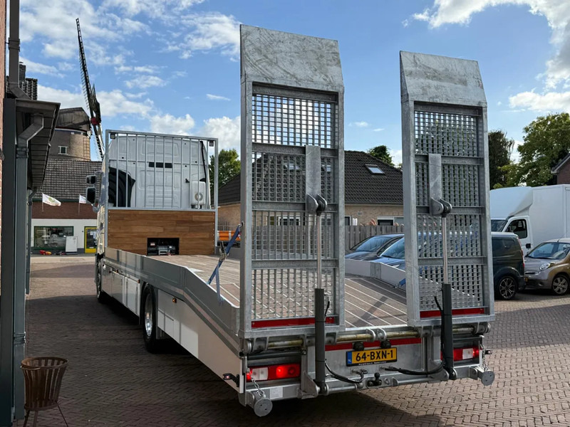 Renault T530 HIGH SHOWTRUCK Unused MULTI Transporter Full Option! - Camión portavehículos: foto 5 Renault T530 HIGH SHOWTRUCK Unused MULTI Transporter Full Option! - Camión portavehículos: foto 5