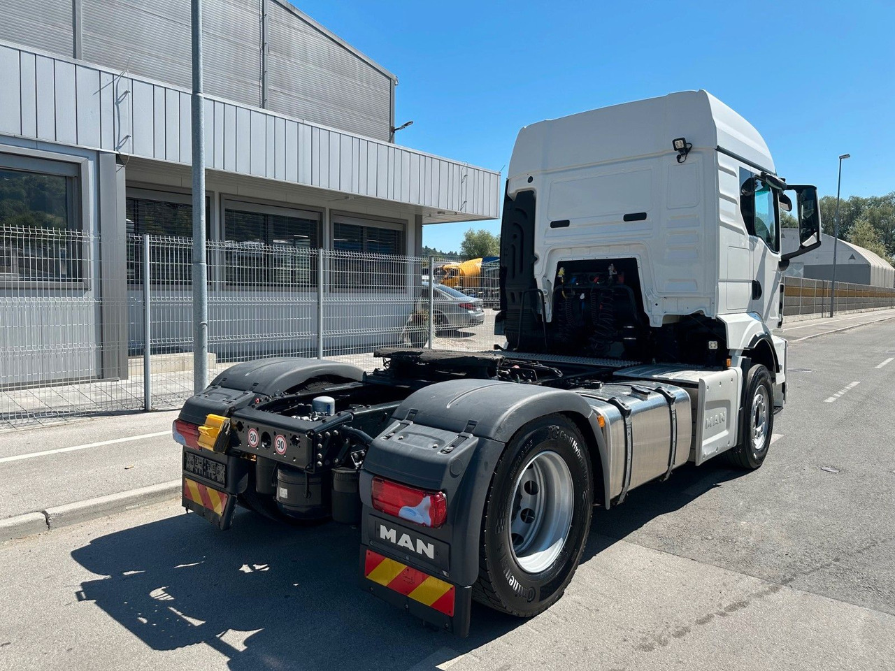 MAN TGS 18.510 4X2 BLS Intarder Kipphydraulik - Cabeza tractora: foto 4 MAN TGS 18.510 4X2 BLS Intarder Kipphydraulik - Cabeza tractora: foto 4