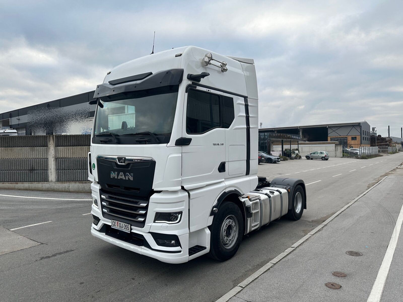 MAN TGX 18.510 BL SA klima intarder Led ACC - Cabeza tractora: foto 2 MAN TGX 18.510 BL SA klima intarder Led ACC - Cabeza tractora: foto 2