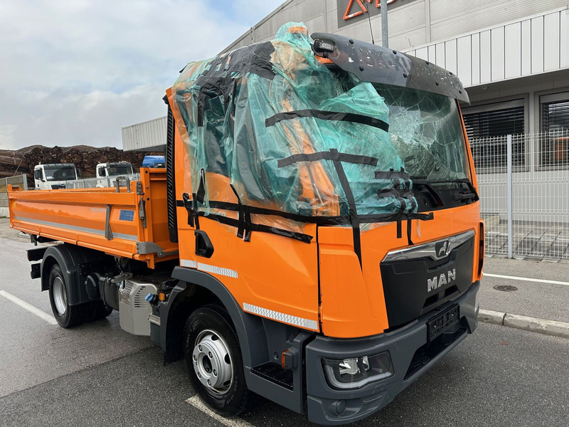 MAN TGL 12.250 4X2 BB CH Kiper - Camión volquete: foto 3 MAN TGL 12.250 4X2 BB CH Kiper - Camión volquete: foto 3