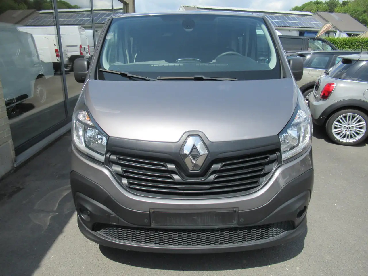 Renault Trafic L2 DBLE CAB NAVI CLIM 14000€+TVA/BTW - Furgón, Furgoneta combi: foto 3 Renault Trafic L2 DBLE CAB NAVI CLIM 14000€+TVA/BTW - Furgón, Furgoneta combi: foto 3