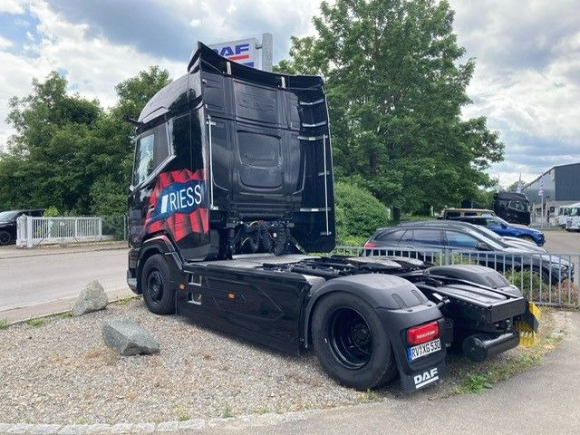 DAF XG 530 FT Vollluft Leder Kamera SpurH DAF XG 530 FT Vollluft Leder Kamera - Cabeza tractora: foto 5 DAF XG 530 FT Vollluft Leder Kamera SpurH DAF XG 530 FT Vollluft Leder Kamera - Cabeza tractora: foto 5