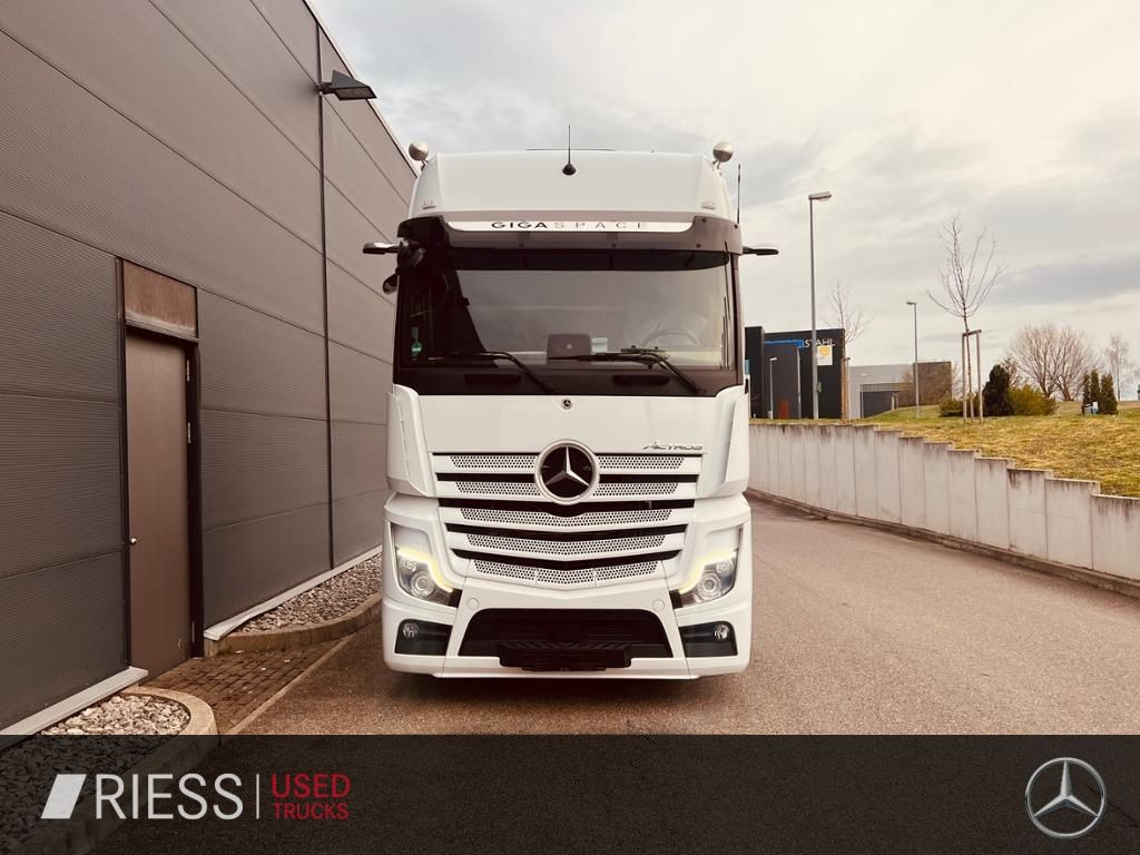 Mercedes-Benz 1851 LS GigaSpace Vollluft BiXenon KlimaA Navi - Cabeza tractora: foto 2 Mercedes-Benz 1851 LS GigaSpace Vollluft BiXenon KlimaA Navi - Cabeza tractora: foto 2