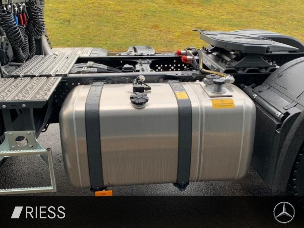 Mercedes-Benz Actros 1851 LS HAD Kipphydraulik ACC AHK AUT LED - Cabeza tractora: foto 5 Mercedes-Benz Actros 1851 LS HAD Kipphydraulik ACC AHK AUT LED - Cabeza tractora: foto 5