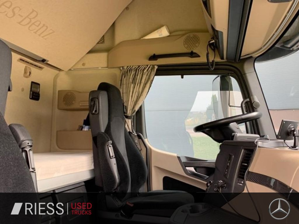Mercedes-Benz Actros Edition 2 BiXenon KlimaA Navi Massage - Cabeza tractora: foto 5 Mercedes-Benz Actros Edition 2 BiXenon KlimaA Navi Massage - Cabeza tractora: foto 5