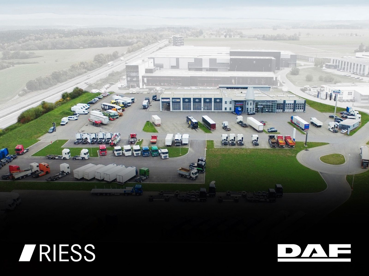 Furgoneta caja cerrada DAF XB 210 FA 7,49 to Koffer LBW Klima Automatik: foto 11