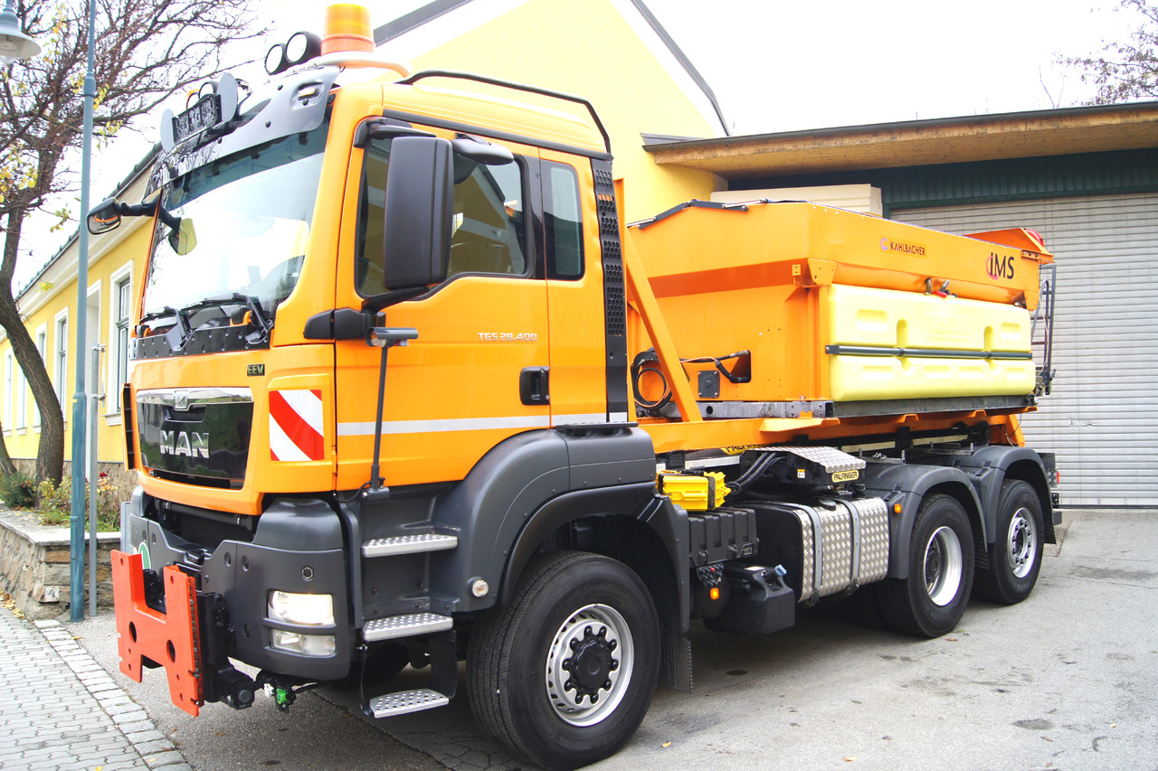 MAN TGS 28.400 BL 6x4-4/TÜV/PALIFT/Winterdienst/Salzstreuer/Streuer/Schneepflug - Camión volquete: foto 3 MAN TGS 28.400 BL 6x4-4/TÜV/PALIFT/Winterdienst/Salzstreuer/Streuer/Schneepflug - Camión volquete: foto 3