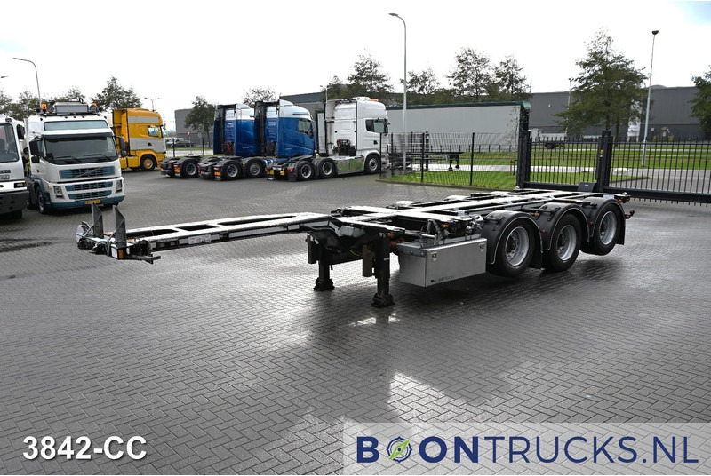 D-Tec FLEXITRAILER | 2x20-30-40-45ft HC * 2x LIFT AXLE * 3x EXTENDABLE * ADR * APK 10-2026 * NL TRAILER - Semirremolque portacontenedore/ Intercambiable: foto 5 D-Tec FLEXITRAILER | 2x20-30-40-45ft HC * 2x LIFT AXLE * 3x EXTENDABLE * ADR * APK 10-2026 * NL TRAILER - Semirremolque portacontenedore/ Intercambiable: foto 5