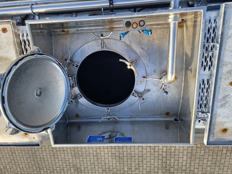 Semirremolque cisterna Feldbinder 38000 liter 3 kamer tankoplegger met CIP Leiding: foto 8