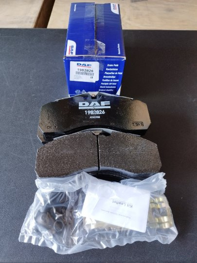 DAF BRAKE PADS 1982826 - Pastillas de freno para Camión: foto 1 DAF BRAKE PADS 1982826 - Pastillas de freno para Camión: foto 1