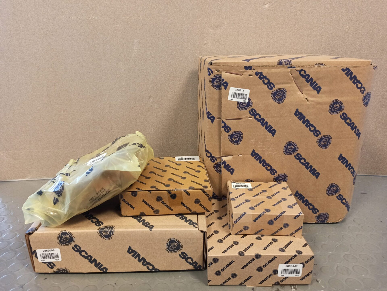 NEW ORIGINAL AXLE GEAR ROLLER BEARINGS REPAIR KIT - 550813 - Eje posterior para Camión: foto 1 NEW ORIGINAL AXLE GEAR ROLLER BEARINGS REPAIR KIT - 550813 - Eje posterior para Camión: foto 1