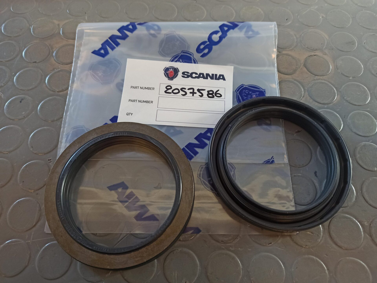 NEW ORIGINAL SEALING RING - 2057586 - Eje y piezas para Camión: foto 1 NEW ORIGINAL SEALING RING - 2057586 - Eje y piezas para Camión: foto 1
