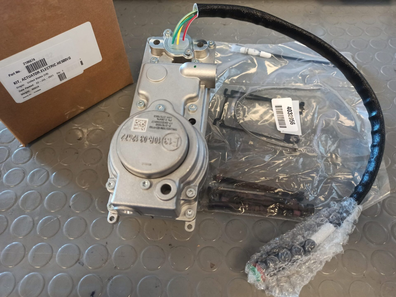 SCANIA TURBOCHARGER ACTUATOR REPAIR KIT - 2195574 - Turbocompresor para Camión: foto 1 SCANIA TURBOCHARGER ACTUATOR REPAIR KIT - 2195574 - Turbocompresor para Camión: foto 1