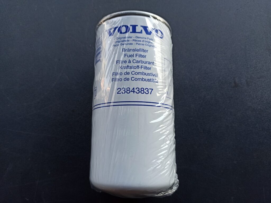 VOLVO FUEL FILTER 23843837 - Filtro de combustible para Camión: foto 1 VOLVO FUEL FILTER 23843837 - Filtro de combustible para Camión: foto 1