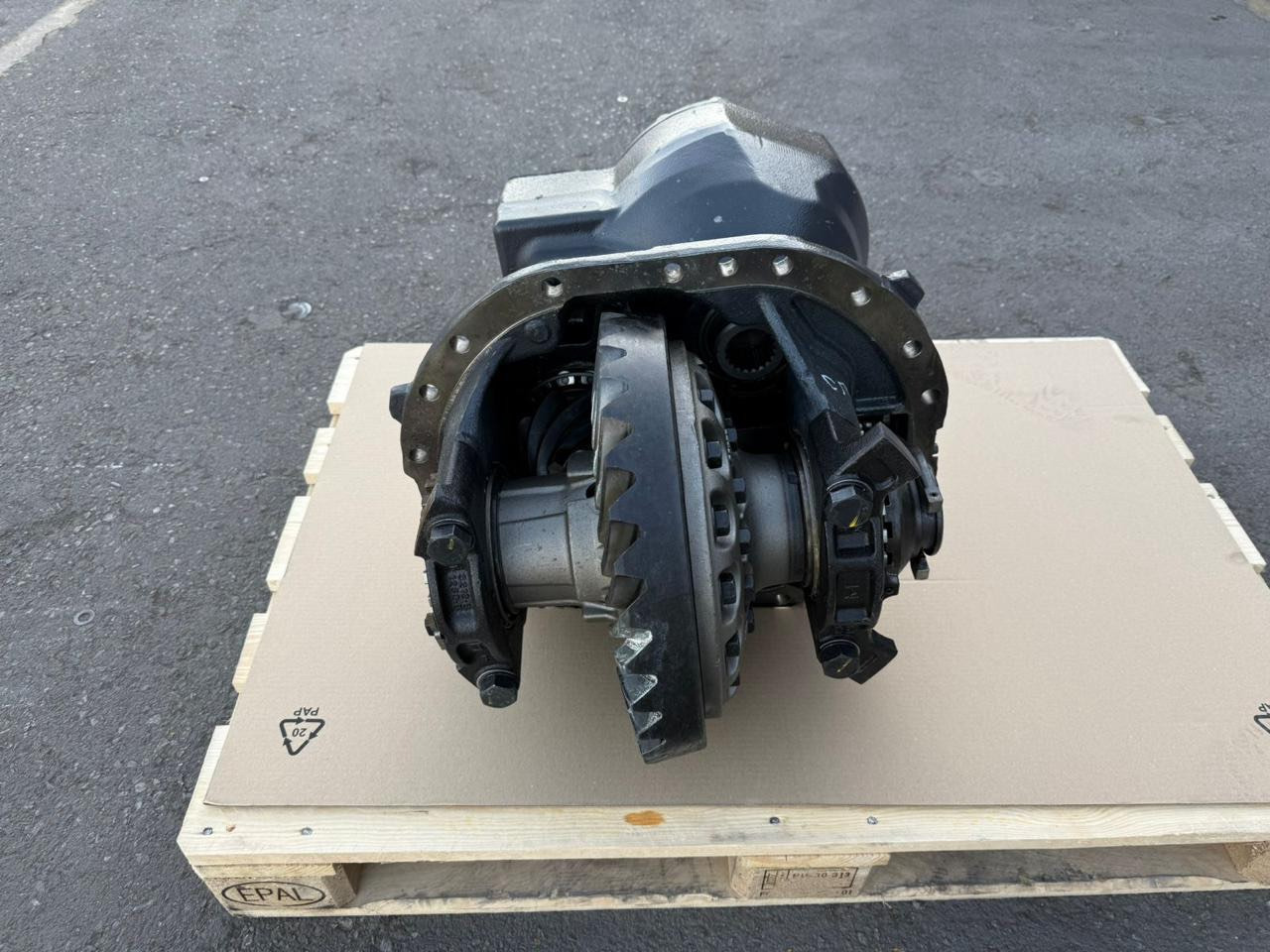VOLVO Power Drive Diff group 20545464 - Eje y piezas para Camión: foto 1 VOLVO Power Drive Diff group 20545464 - Eje y piezas para Camión: foto 1
