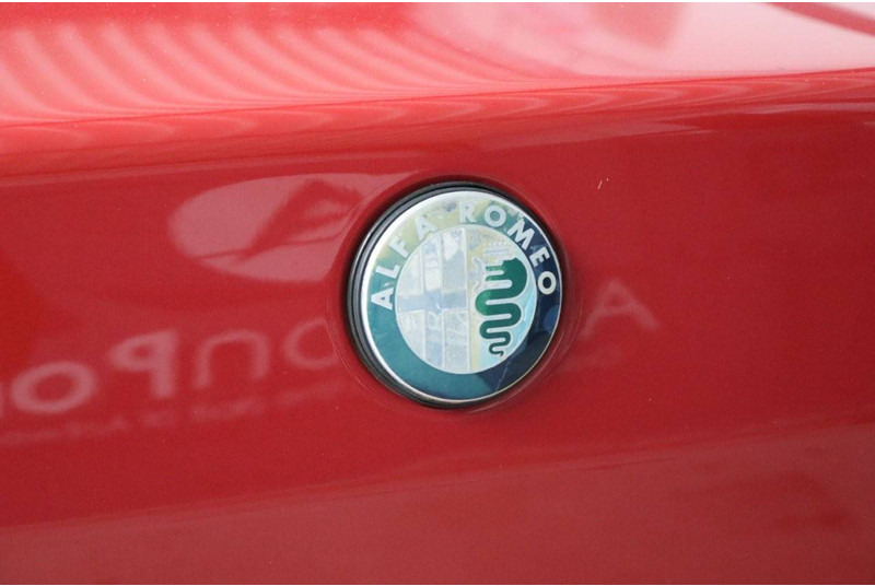 Sedan Alfa Romeo 156 3.2i V6 24v GTA: foto 15